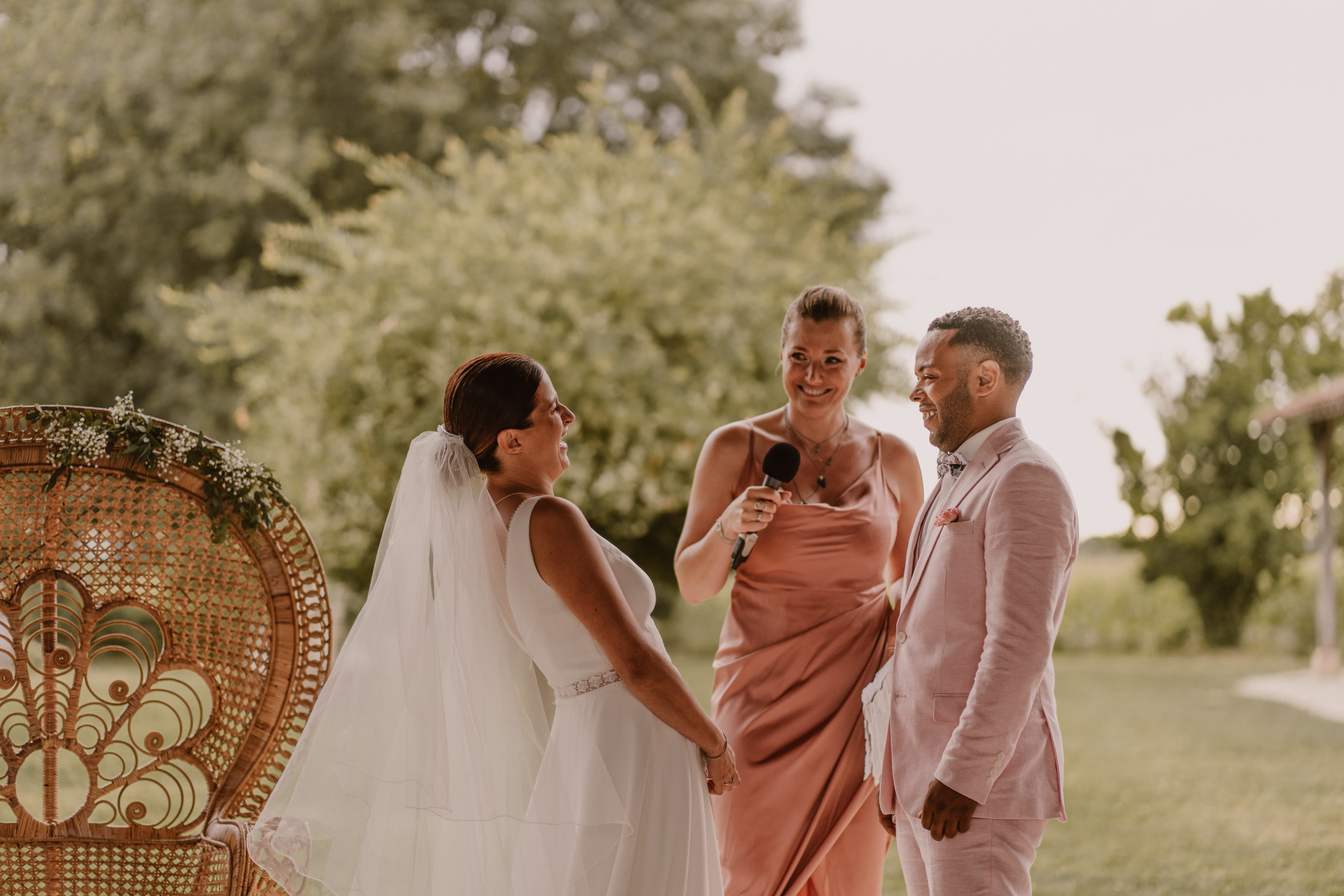 ceremonie_bapteme_laique_renouvellement-voeux_elopement_officiante_coaching