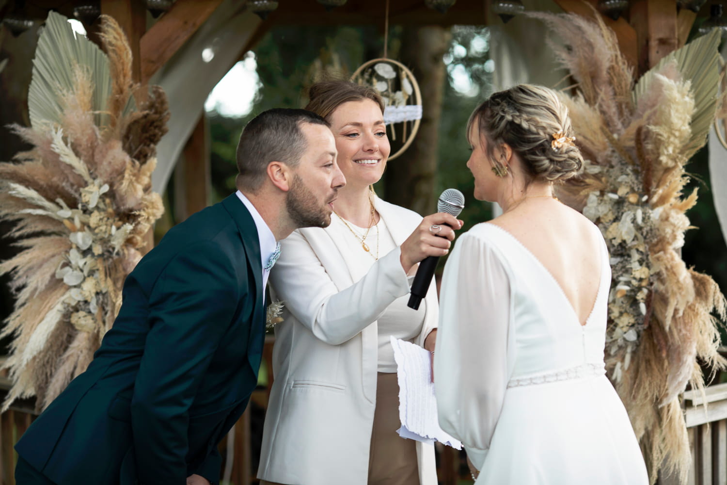 thais_ceremonie_bapteme_laique_renouvellement-voeux_elopement_officiante_coaching_accompagnement